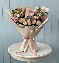 Букет цветов из:  Розы и Лизиантусы в Белоусово