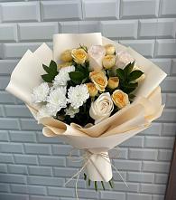 Букет цветов из:  Розы и Хризантемы в Белоусово
