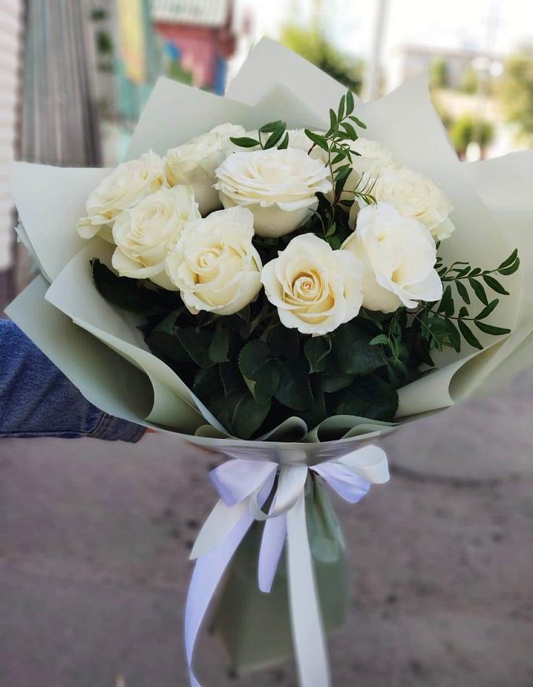 Букет Белые розы Проуд в Белоусово