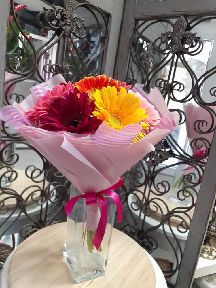 Букет цветов из: Герберы в Белоусово