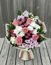 Букет цветов из:  Альстромерии, Гвоздики, Розы и Хризантемы в Белоусово