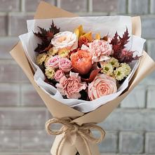 Букет цветов из:  Гвоздики, Хризантемы и Розы в Белоусово
