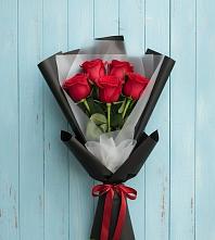 Букет цветов из:  Розы в Белоусово