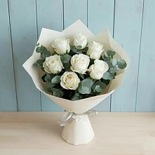 Букет Белые розы в Эвкалипте в Белоусово