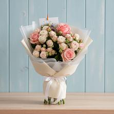 Букет цветов из:  Розы в Белоусово